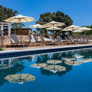 Ses Vistes Farm stay